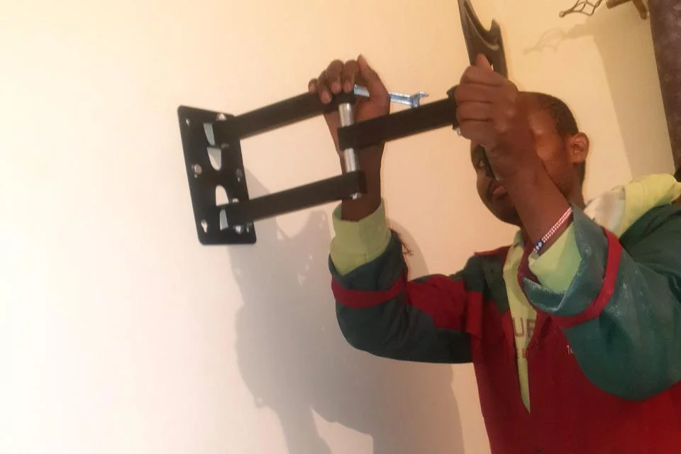 Unloading, Unpacking and Set up 